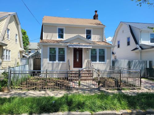 88-19 187th Pl, Jamaica, NY 11423-1832