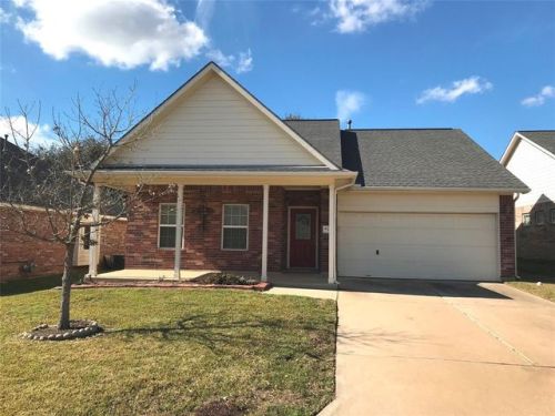 2010 Royal Ct, Bellvue TX  77418-2752 exterior