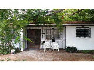 1405 78th Ave, Miami, FL 33126-1607