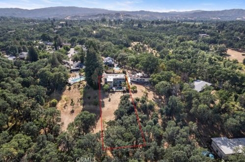 940 24 St, Lakeport CA  95453-3013 exterior