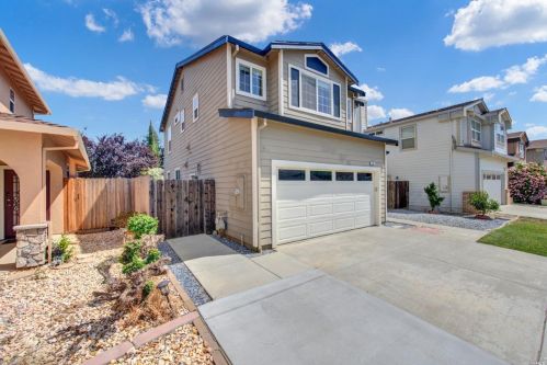 567 Chateau Way, Vacaville, CA 95687-7428
