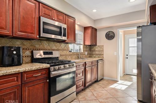 1056 Renwick Rd, Glendora CA  91740-5670 exterior