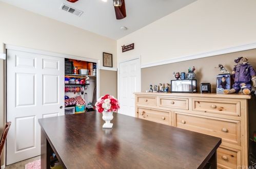 6787 Vanderbilt St, Chino CA  91710-1308 exterior