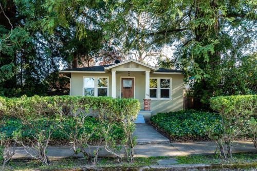 601 Jones St, Ukiah, CA 95482-5313