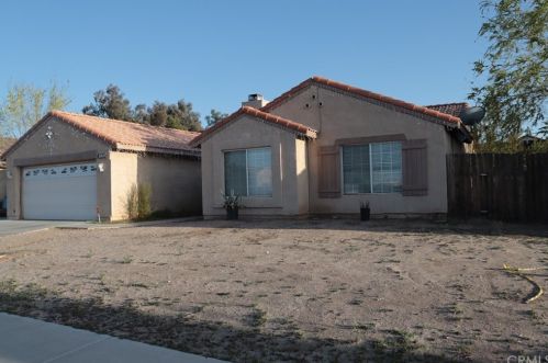 13533 Luna Rd, Victorville, CA 92392-8980