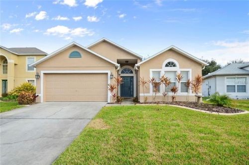 115 Sterling Pine St, Sanford, FL 32773-7428