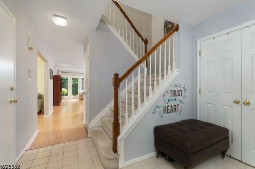 114 Castleton Rd, Princeton NJ  08540-1656 exterior