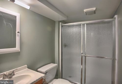 5526 Rodgers Ave, Harrisburg PA  17112-2574 exterior