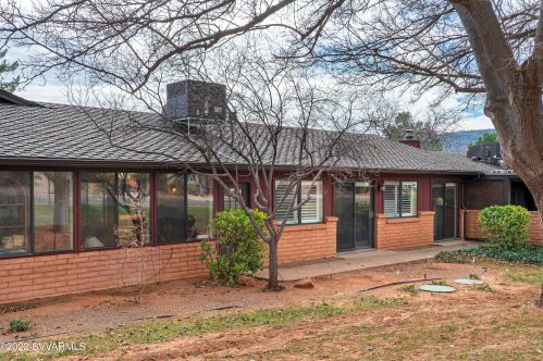 55 Cathedral Rock Dr, Sedona AZ 86351-8630 exterior