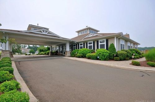 1 Lakeview Rise, Beacon Falls CT  06403-1471 exterior