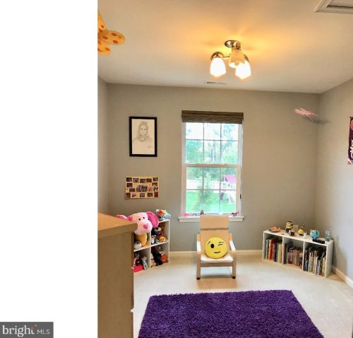 602 Archibald Ln, Florence NJ  08518-4010 exterior