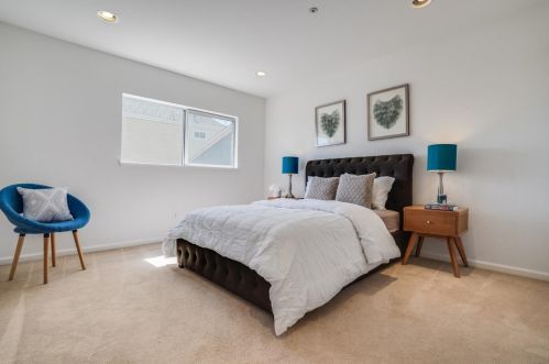 1063 Schwerin St, Daly City CA  94014-1622 exterior