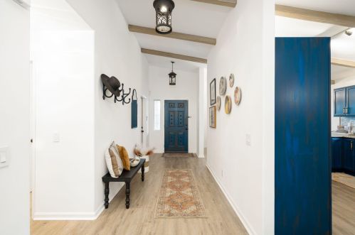 51915 Avenida Alvarado, La Quinta CA  92253-3190 exterior