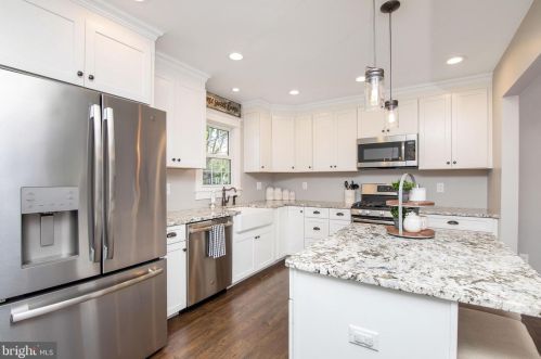 435 Oak Ave, West Deptford NJ  08097 exterior