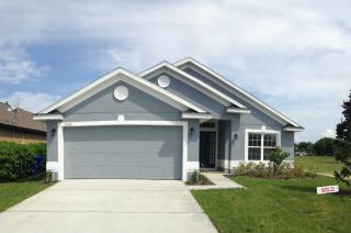 2173 Bexley Dr, Tavares, FL 32778-5717