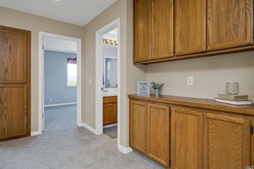 5743 Owls Nest Dr, Santa Rosa CA  95409-4350 exterior