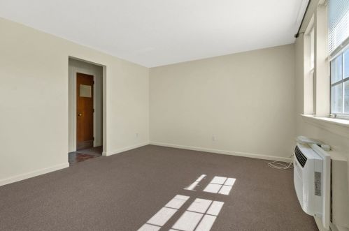 30 School St, Danvers MA 01923-2915 exterior