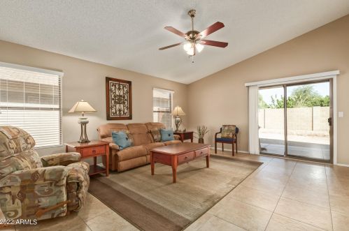 19835 46th Ave, Glendale, AZ 85308-7332