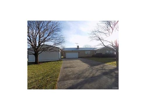 7508 Number Nine Rd, Brookville, OH 45309-7725