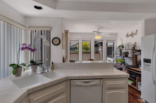 68 Calle Rivero, Rancho Mirage CA  92270-2253 exterior