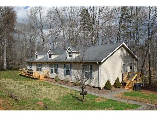 113 Outback Ln, Dallas, NC 28034-7682