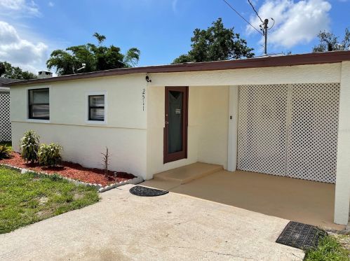 2511 Weber St, Lakeland, FL 33801-2578