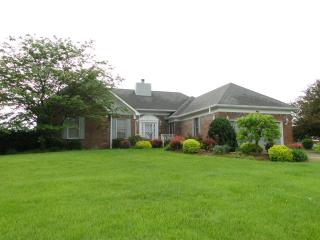 14 Fairway Dr, Glendale, KY 42701-8103