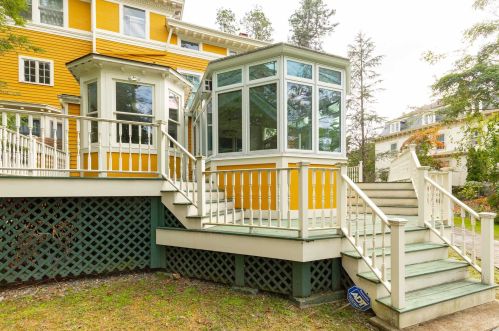 16 Garfield Pl, Poughkeepsie NY 12601-4326 exterior