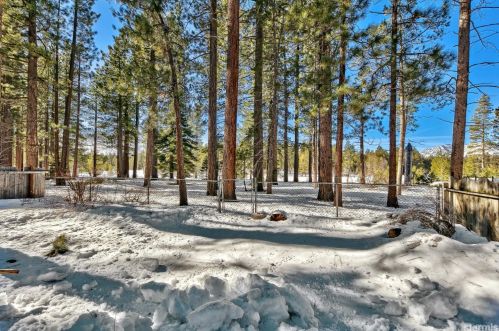 2145 West Way, South Lake Tahoe, CA 96150-6543