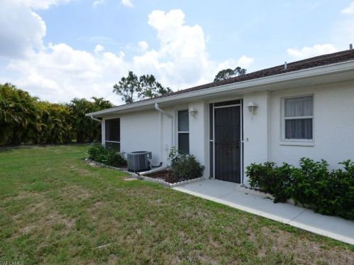 500 Bethany Village Cir, Lehigh Acres, FL 33936-7624