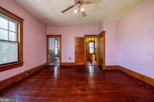 5 Amiss Ave, Richmond National Battlefiel VA  22835-1309 exterior