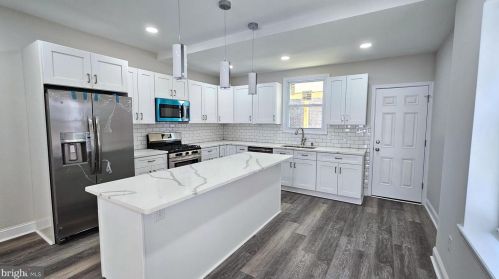 196 Chew Ave, Philadelphia PA  19120-2465 exterior