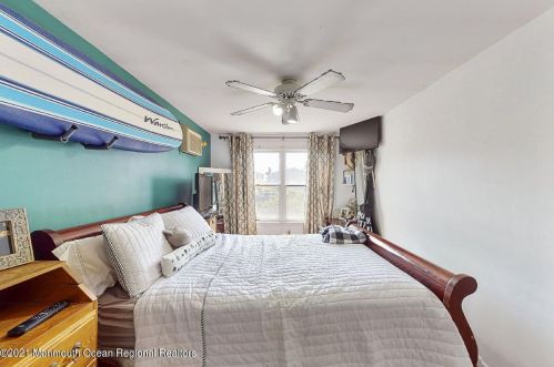 108 Monterey Dr, Bricktown NJ  08723-7009 exterior