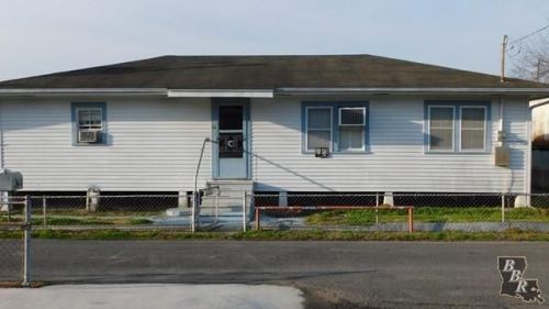 136 149th St, Galliano, LA 70354-3550