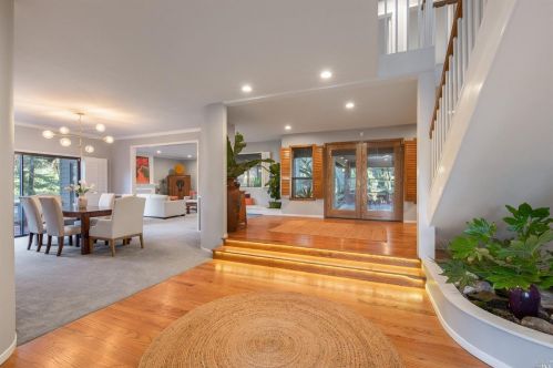 1350 White Oak Dr, Santa Rosa, CA 95409-6137