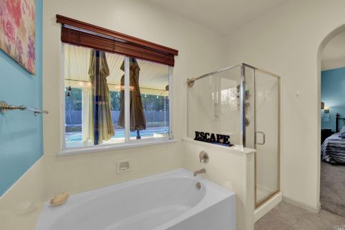 131 Feather Riv Cir, Vacaville CA 95688-8749 exterior