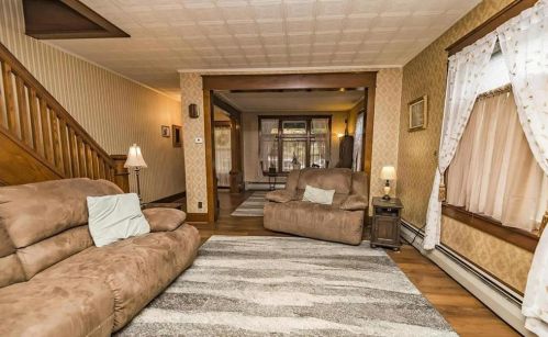 419 2nd St, Bangor PA  18013-2513 exterior