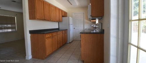 5440 Kathy Dr, Titusville, FL 32780-7146