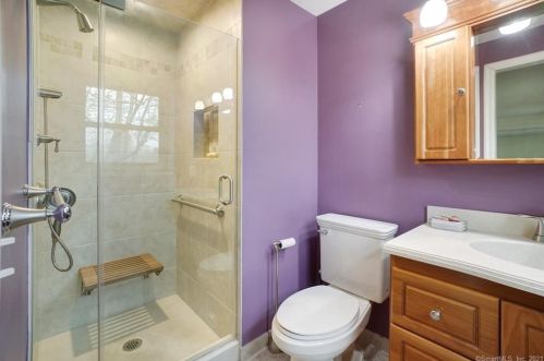 11 Timber Trl, Milford CT  06460-8616 exterior