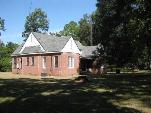525 Laurel St, Montpelier LA  70422-2516 exterior