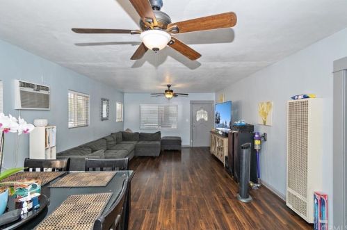 2623 Liberty Blvd, South Gate CA  90280-2003 exterior