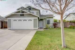 1761 Fairhaven Ct, Oakley, CA 94561-3070