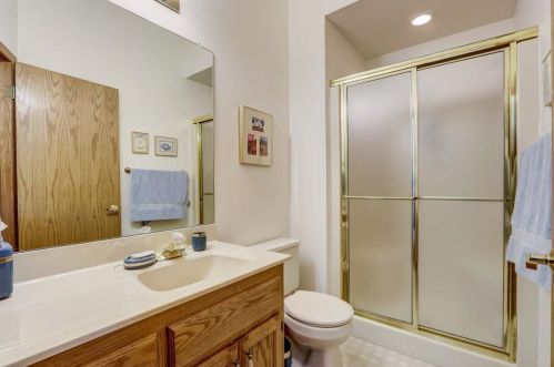 5361 Cambridge Ln, Milwaukee WI 53221-3200 exterior