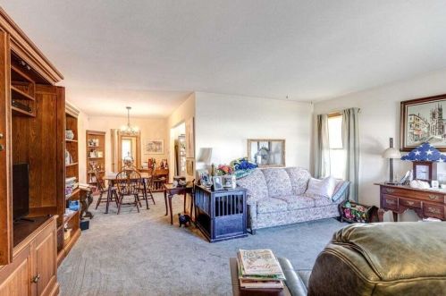 7518 37 Ave, Kenosha WI 53144-2122 exterior