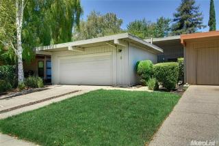 6 Blue Heron Ct, Sacramento, CA 95833-1821