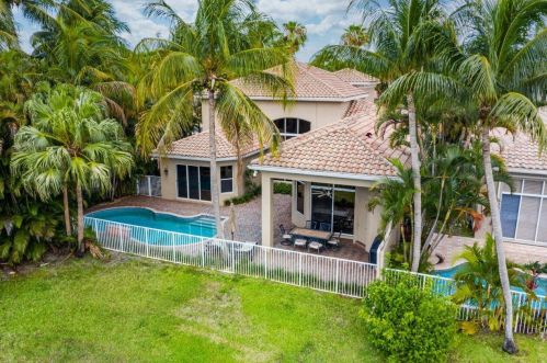 16307 Bristol Pointe Dr, Delray Beach, FL 33446-2375