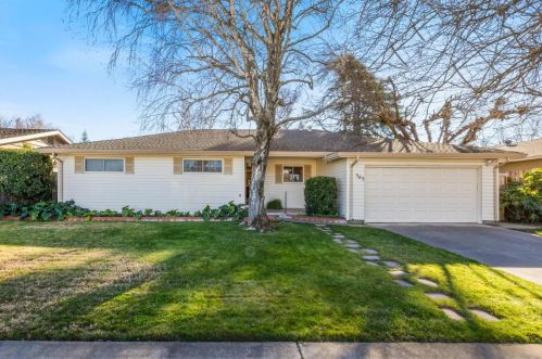 303 Casa Linda Dr, Woodland, CA 95695-4722