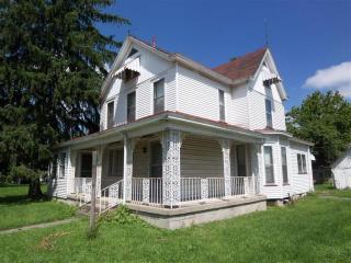 73 Pike St, Saint Martin, OH 45118-8934