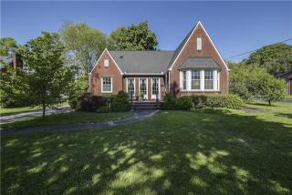 128 Castle Hts Ave, Lebanon TN  37087-1513 exterior