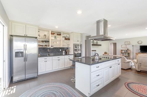 5930 Filbert Ave, Citrus Heights CA  95662-4716 exterior